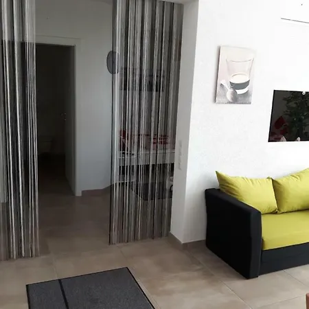 Kamot Apartament *